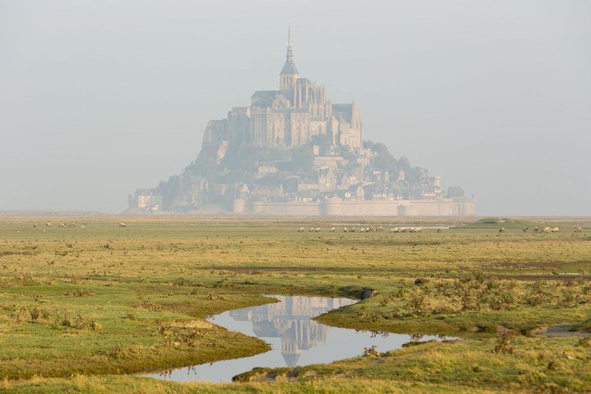 Gite Baie Bonheur Genêts Buitenkant foto