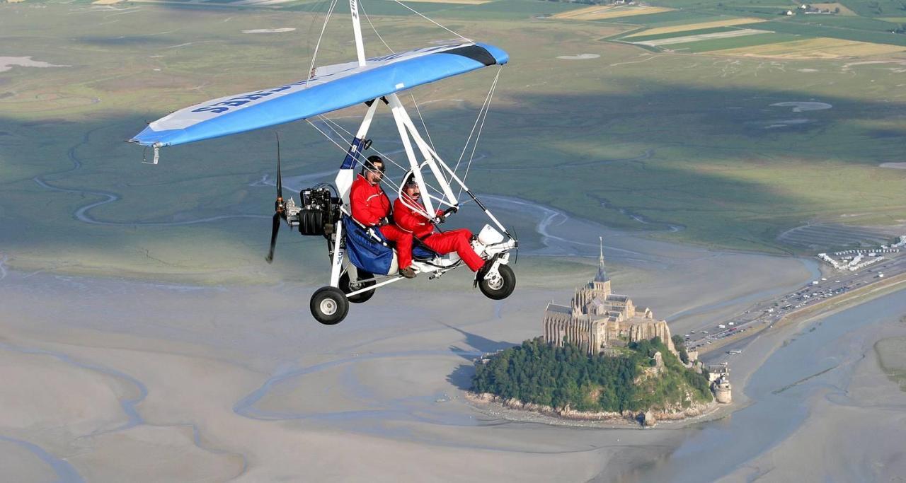 Gite Baie Bonheur Genêts Buitenkant foto